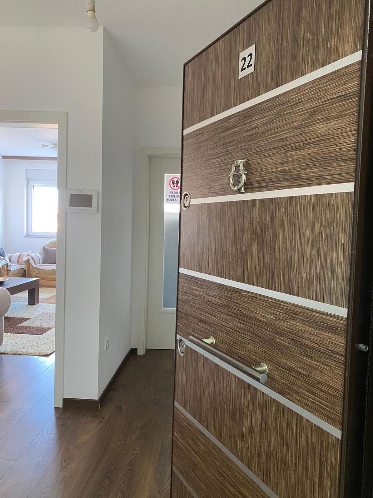 Private Apartments Prishtina Pristina Esterno foto