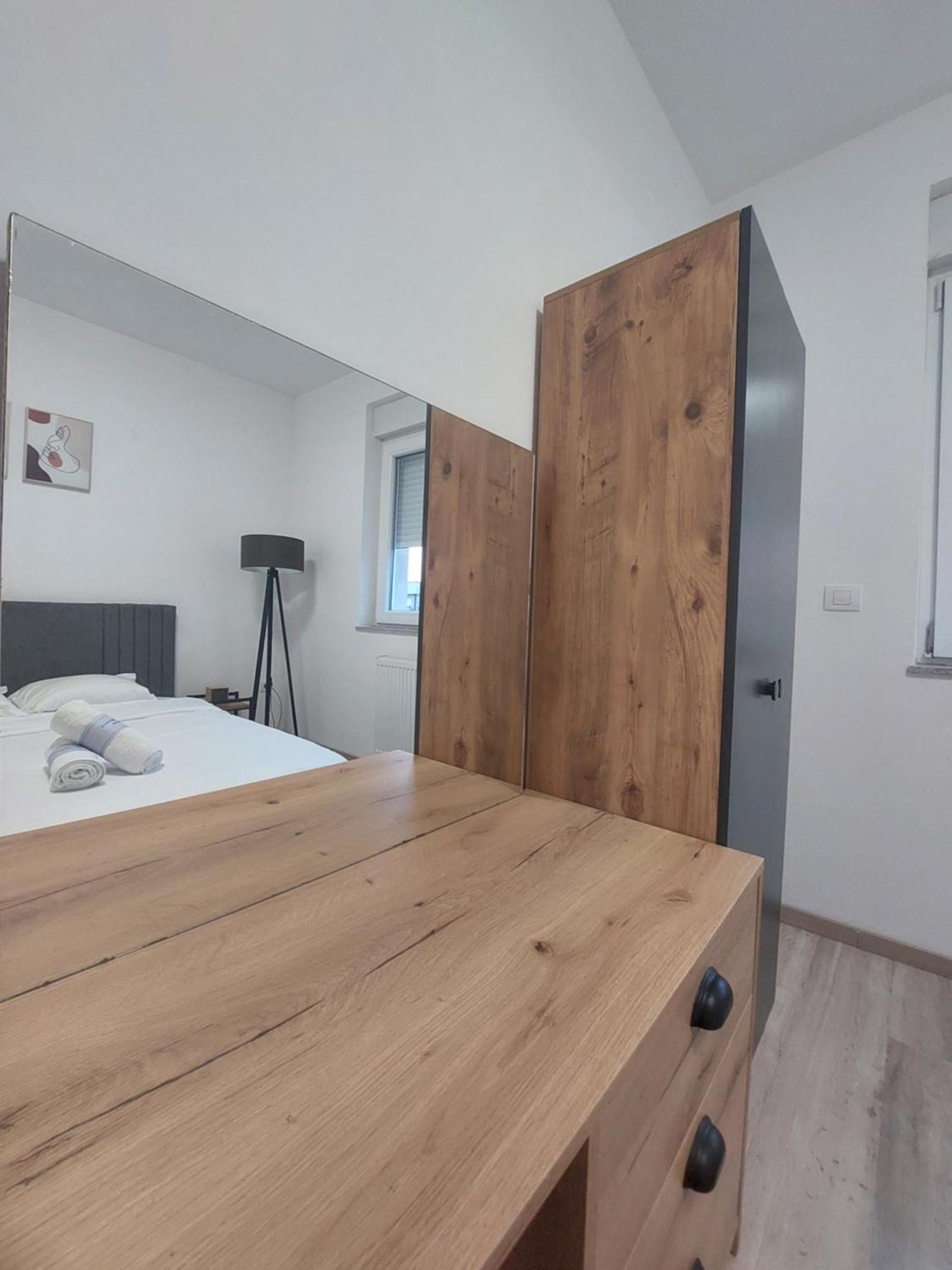 Private Apartments Prishtina Pristina Esterno foto